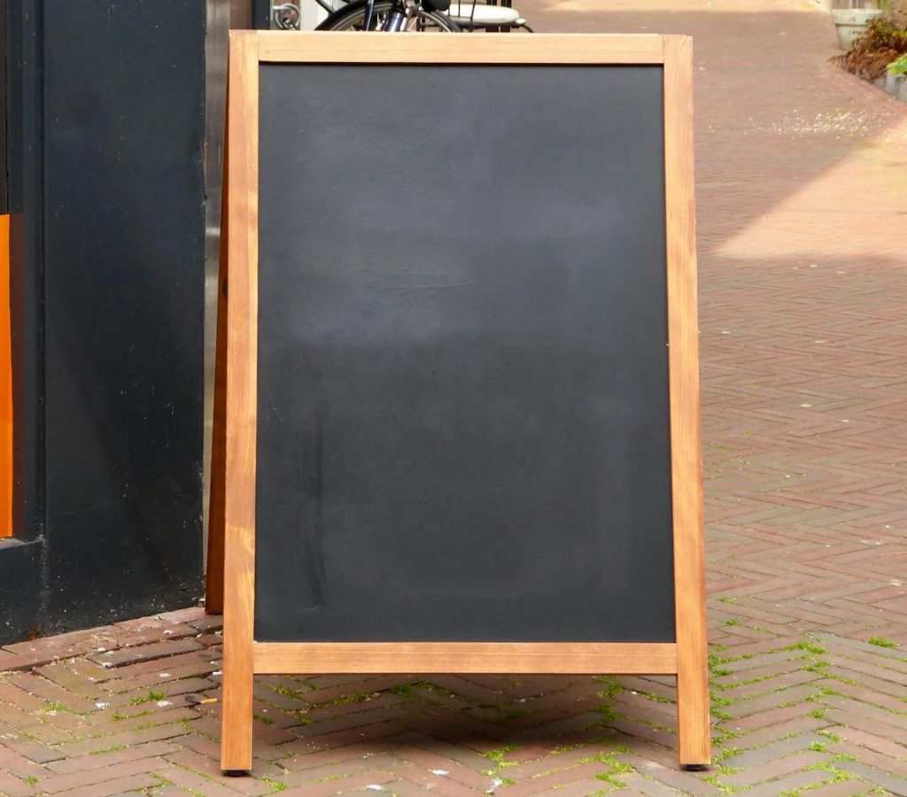 Toerekening indirecte kosten en concessiecontracten reclame